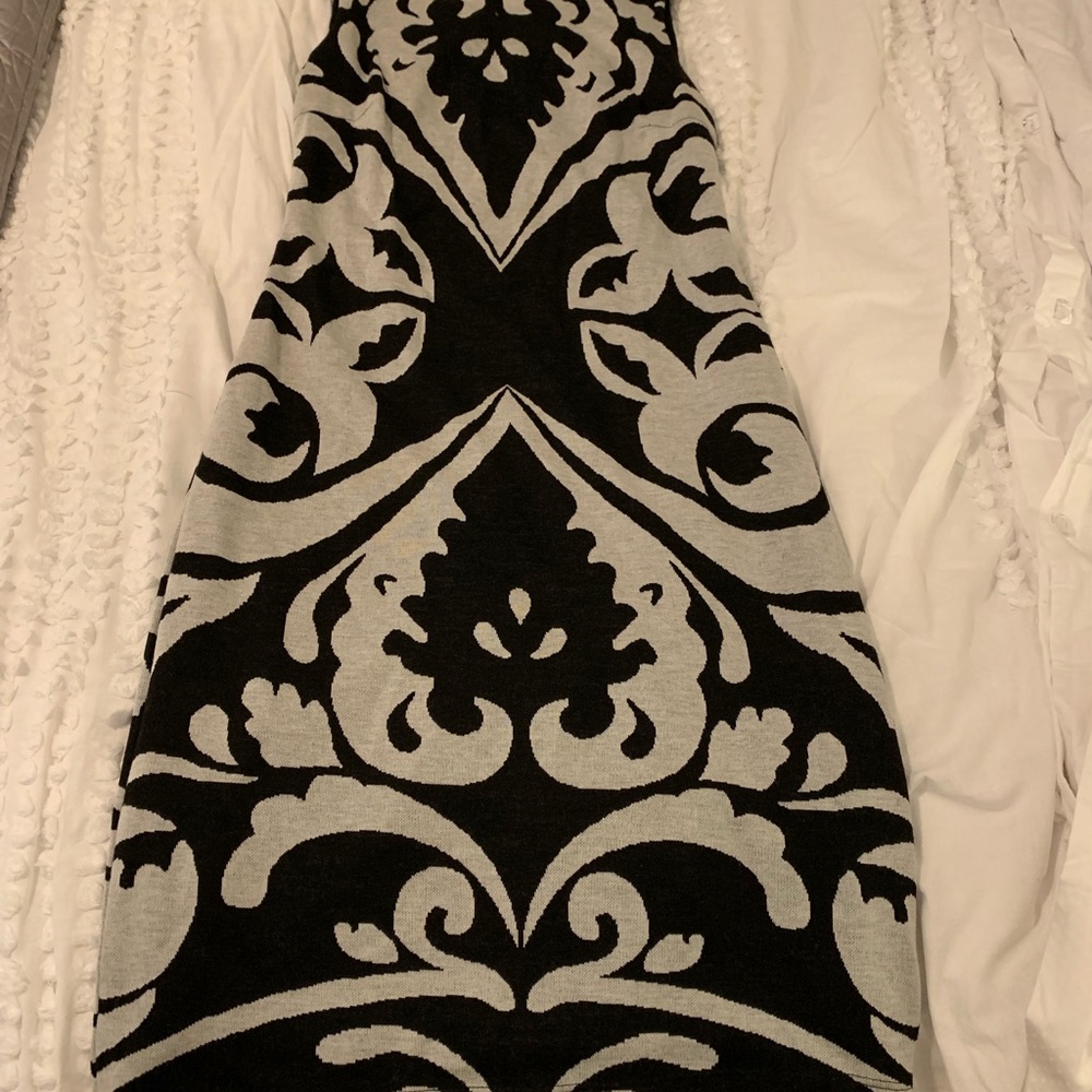 Frank Lyman lined sweater dress in size 8 - Picture 3 of 6